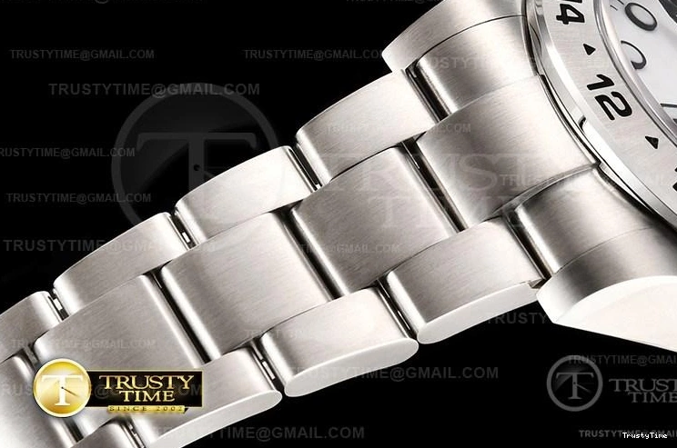 0323 SunProtective ROLEXP2043B -Explorer II 970